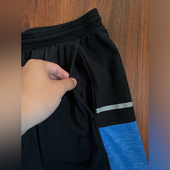 Men’s Hurley Hoodie Shirt & Shorts Size L - Picture 6 of 8